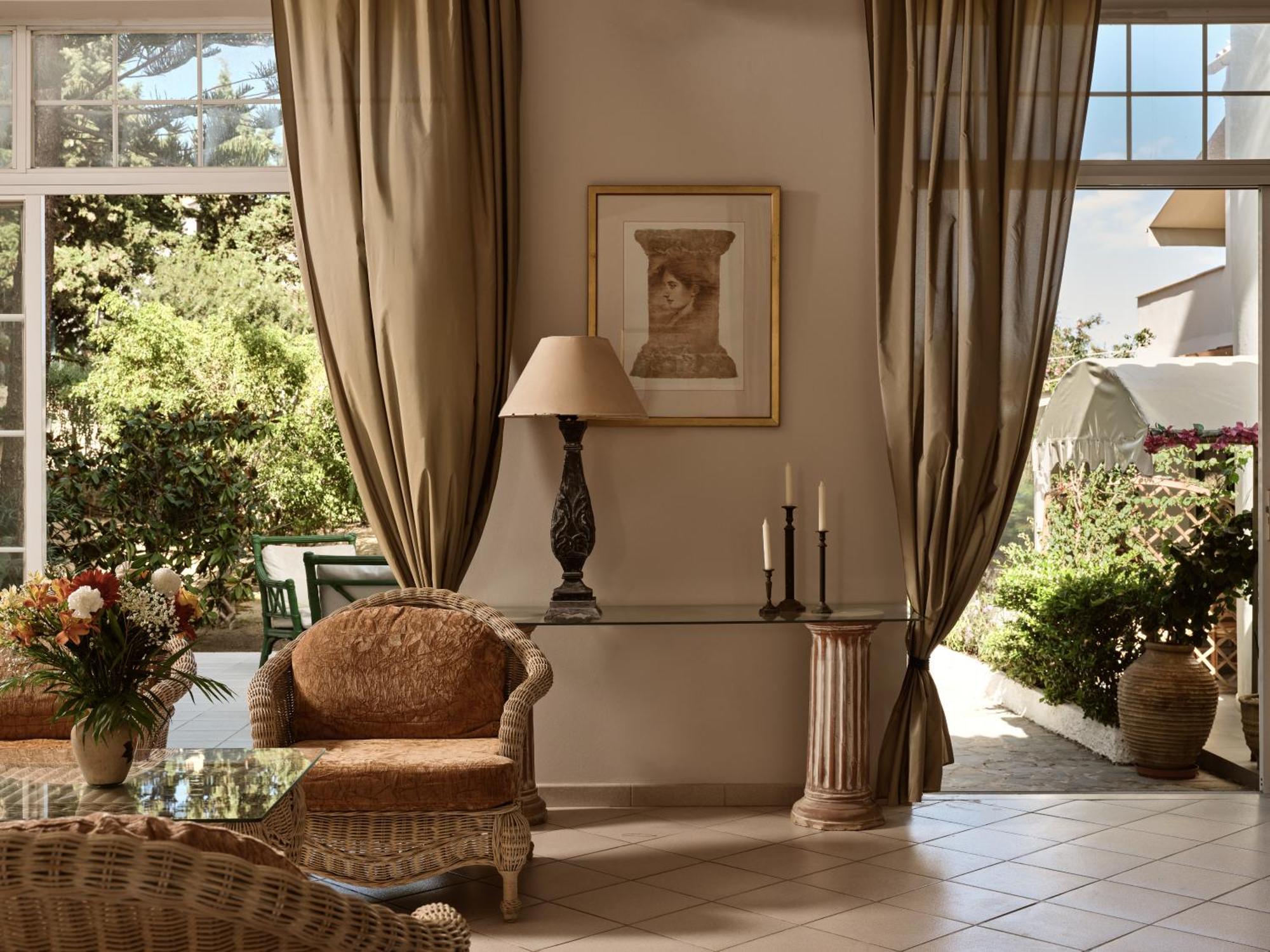 Vasilikí Aquarius Hotel מראה חיצוני תמונה