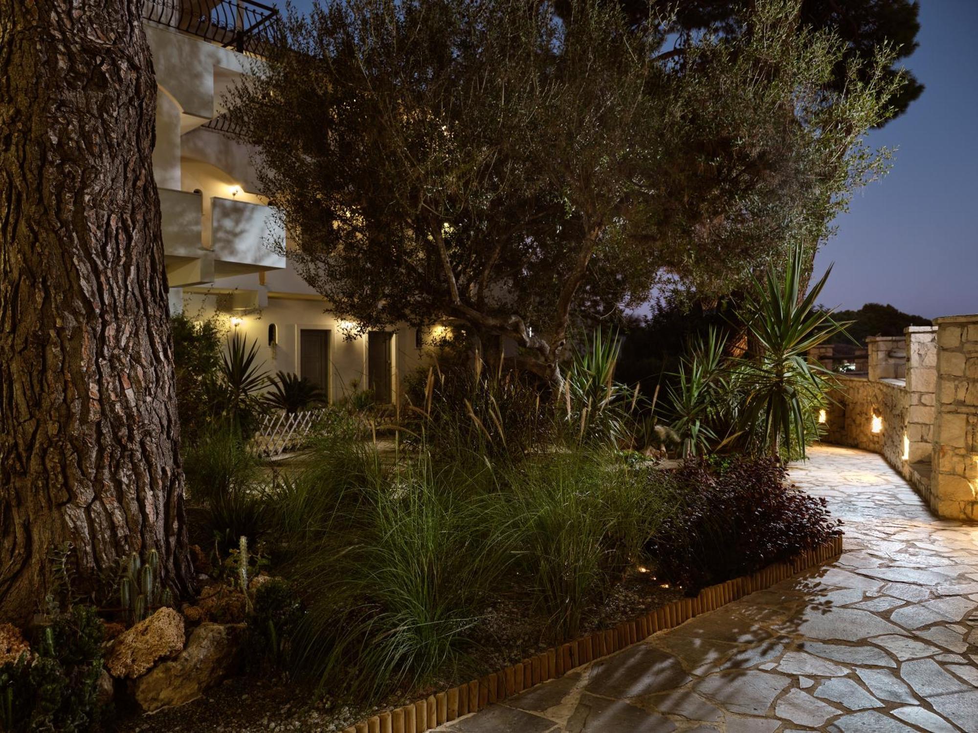 Vasilikí Aquarius Hotel מראה חיצוני תמונה