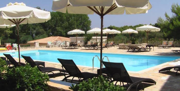 Vasilikí Aquarius Hotel מראה חיצוני תמונה