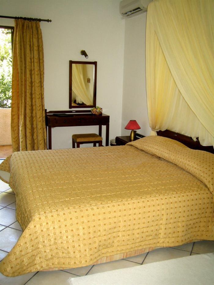 Vasilikí Aquarius Hotel מראה חיצוני תמונה